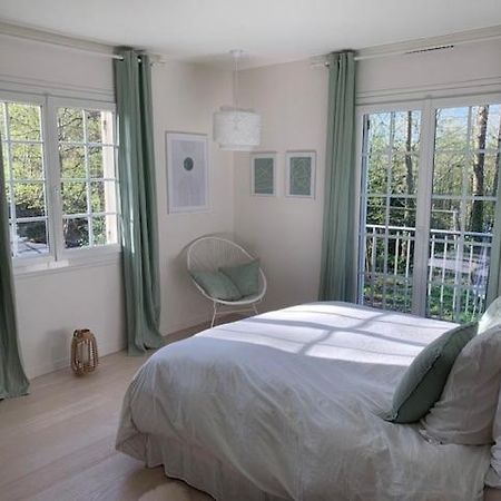 Bed and Breakfast Parenthese Buc'Olique Buc  Zewnętrze zdjęcie